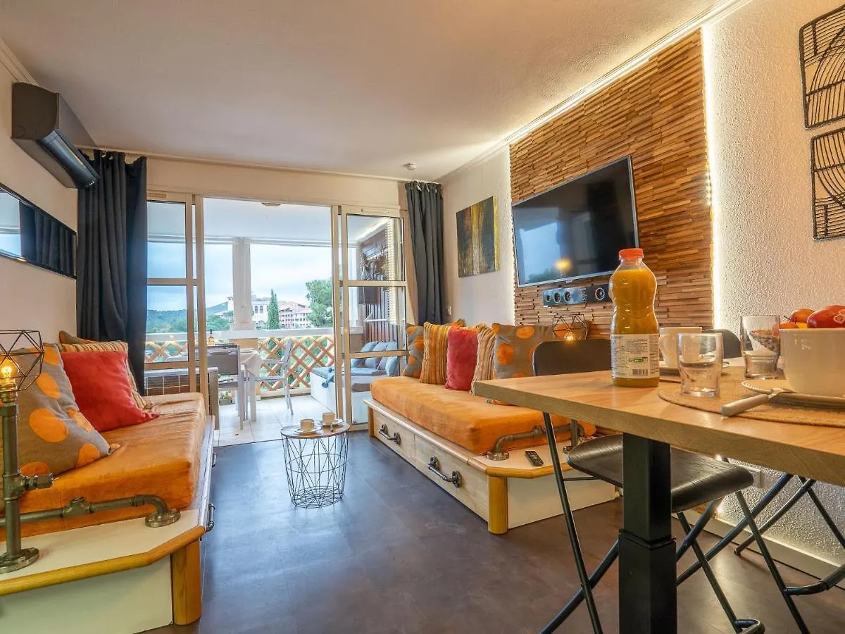 Apartment Village Cap Esterel - L'Esquinade-6 By Interhome Saint-Raphaël
