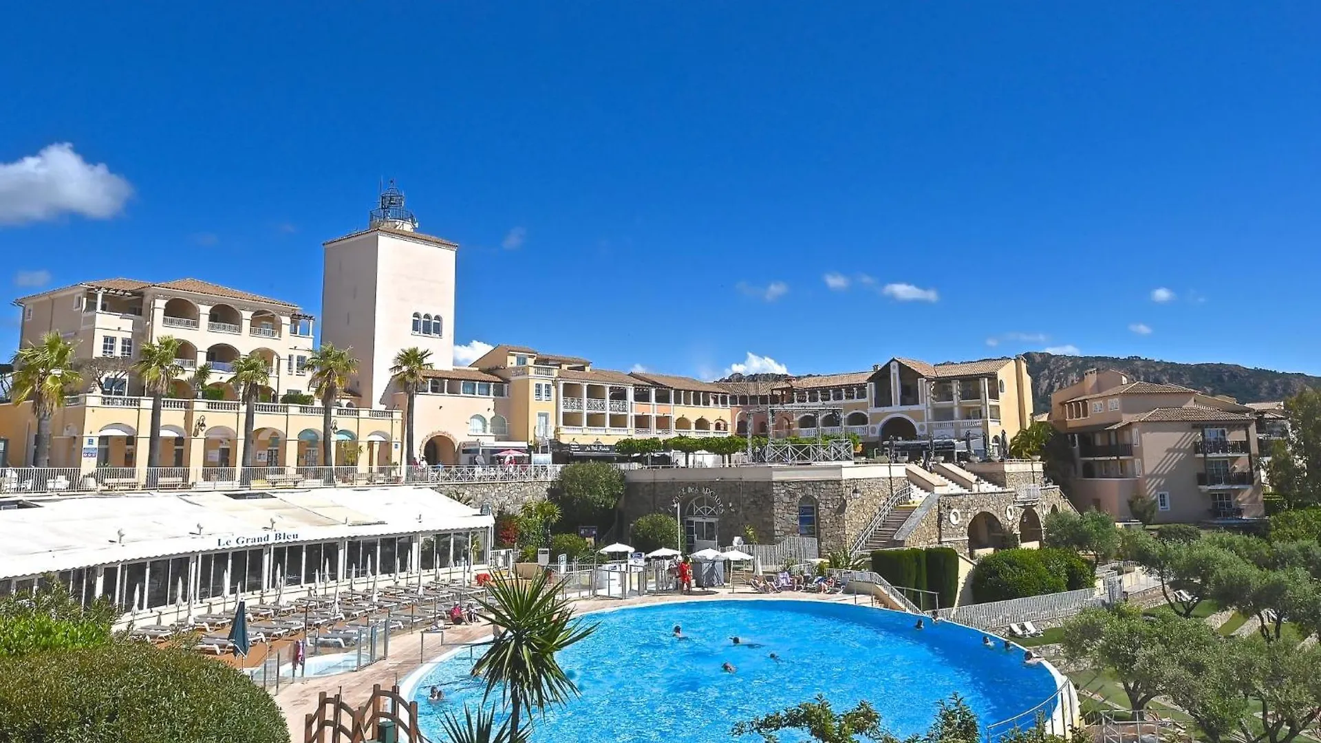 Apartment Village Cap Esterel - L'Esquinade-6 By Interhome Saint-Raphaël